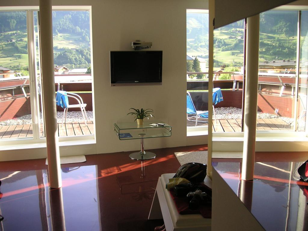 Sun Matrei Design Apartments Matrei in Osttirol Pokoj fotografie