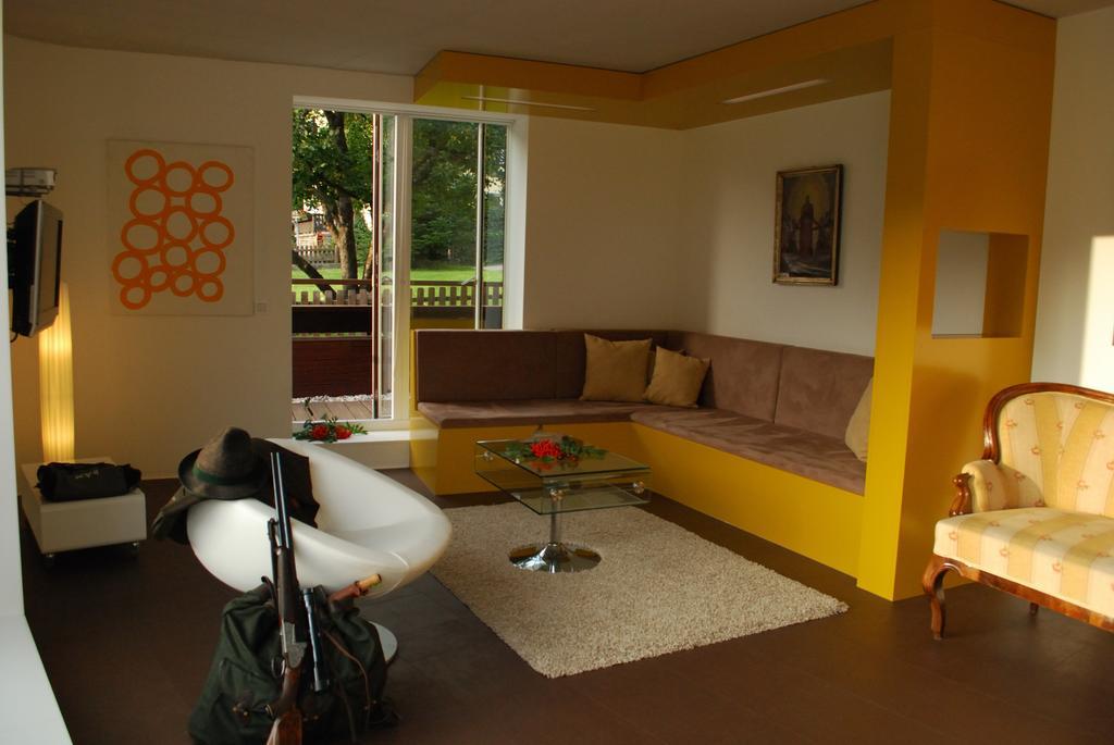Sun Matrei Design Apartments Matrei in Osttirol Pokoj fotografie